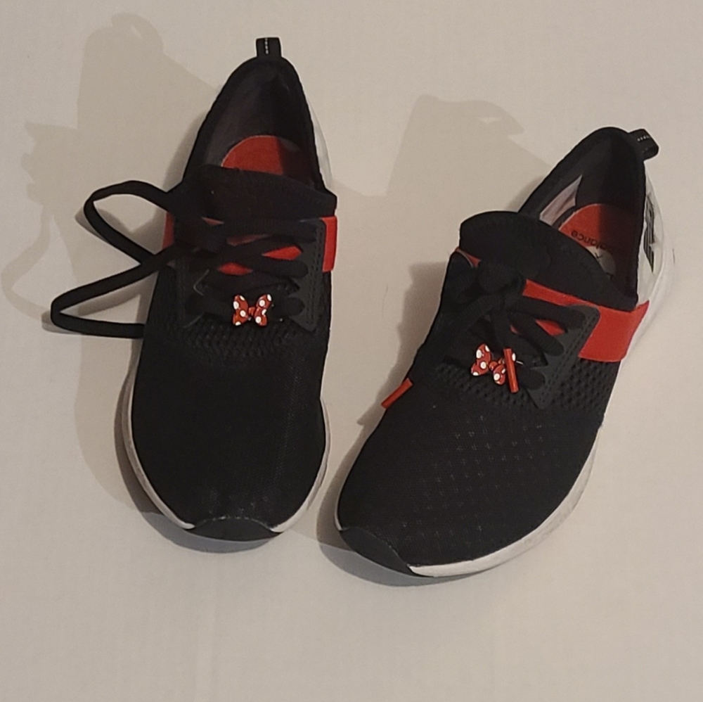 New balance shoes